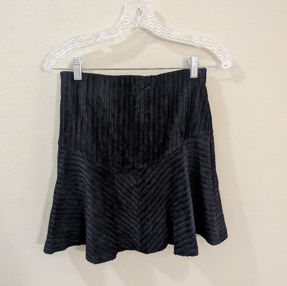 Free People Size Small Black Textured Mini Skirt - Picture 5 of 5
